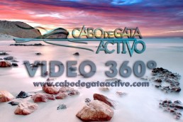 Vídeos en 360º de la actividad de ruta guiada en kayak en Cabo de Gata